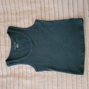 American Eagle cropped tank sweater material